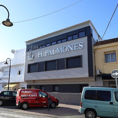 H.Palmones Hostel ภายนอก รูปภาพ